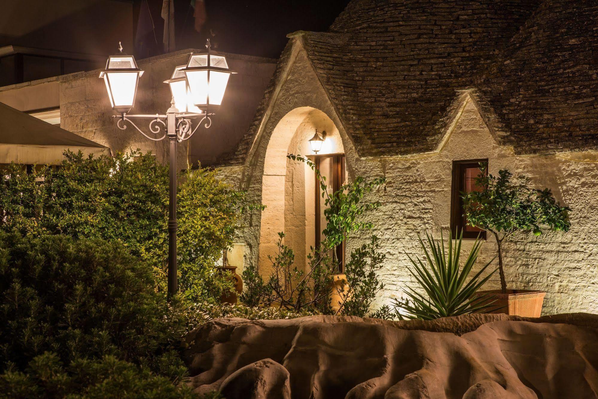 Hotel Ramapendula Alberobello Exterior photo